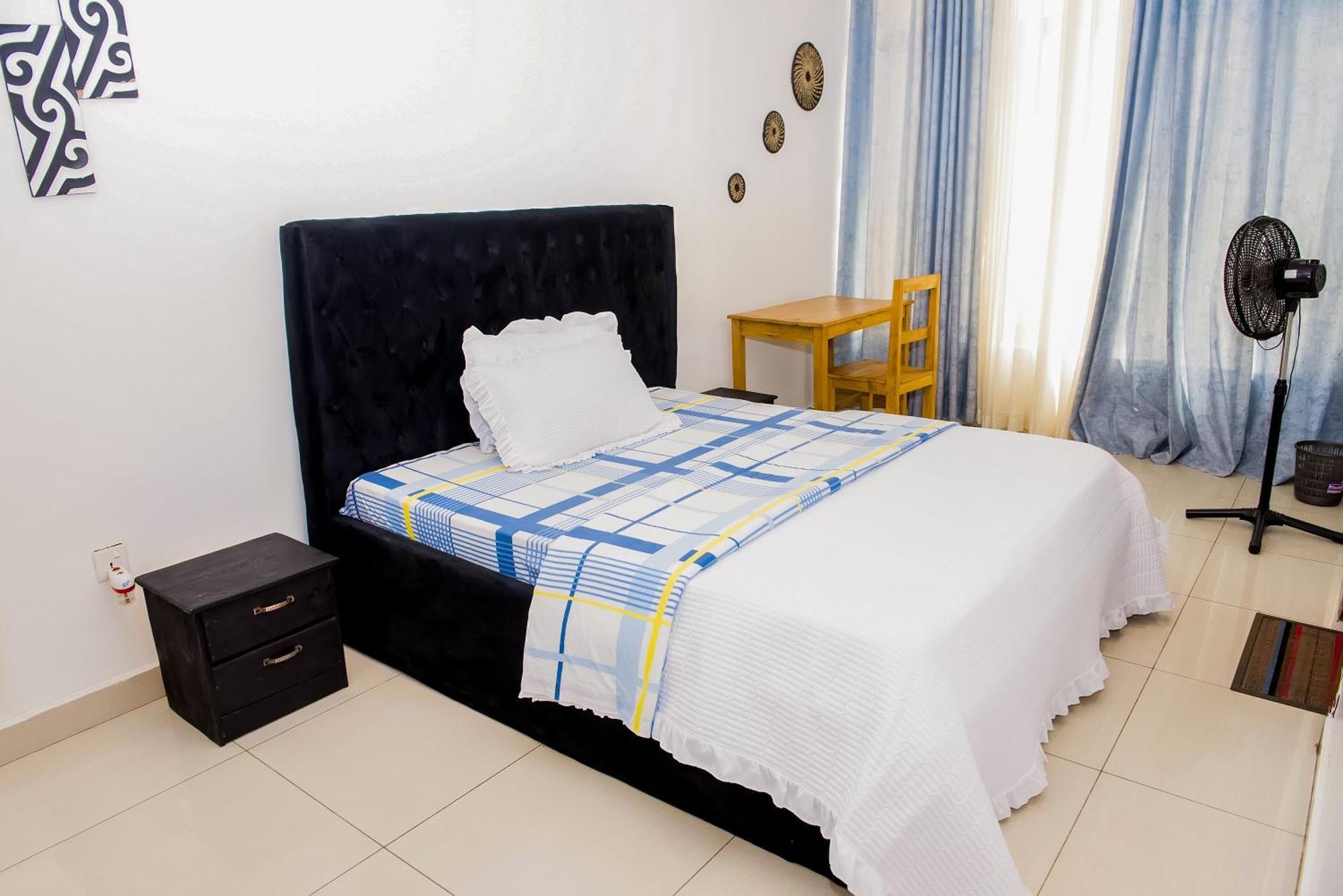 Adriel Homes Apartment Woodland Center Kigali Room photo